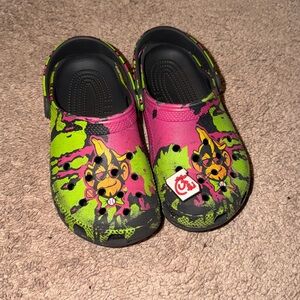 Kids Party Animal Crocs - Green and Pink